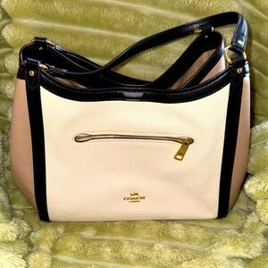 EUC Large Beautiful Coach Bag-3 Tone, 3 Compartments, Leather